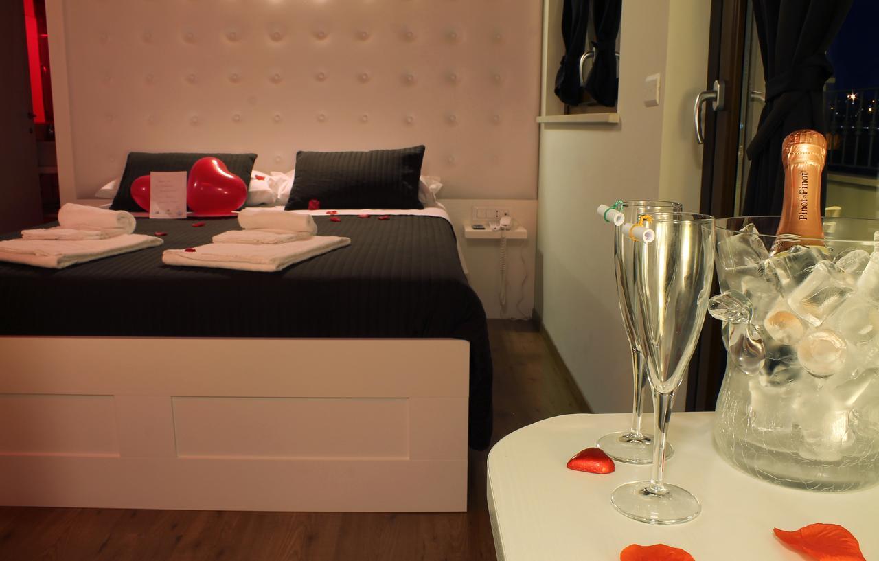 Boutique Hotel E Spa Citta Bianca Πεσκάρα Εξωτερικό φωτογραφία