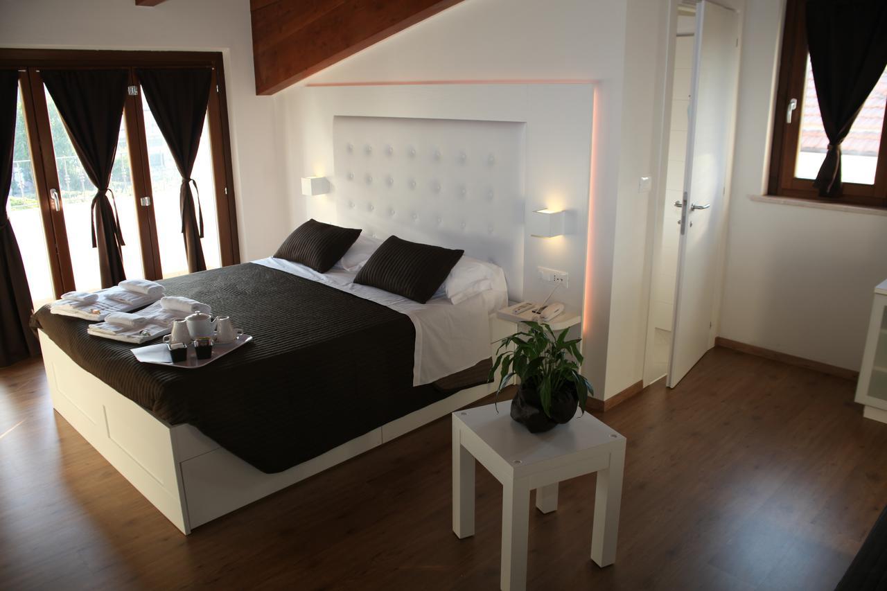 Boutique Hotel E Spa Citta Bianca Πεσκάρα Εξωτερικό φωτογραφία